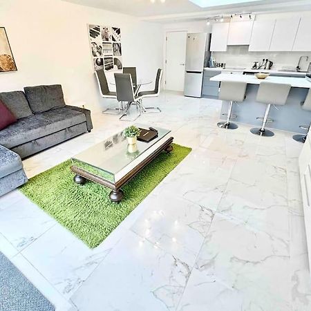 Paradigm House, Stunning 2-Bedroom Apartment 1, Free Parking, 牛津 外观 照片
